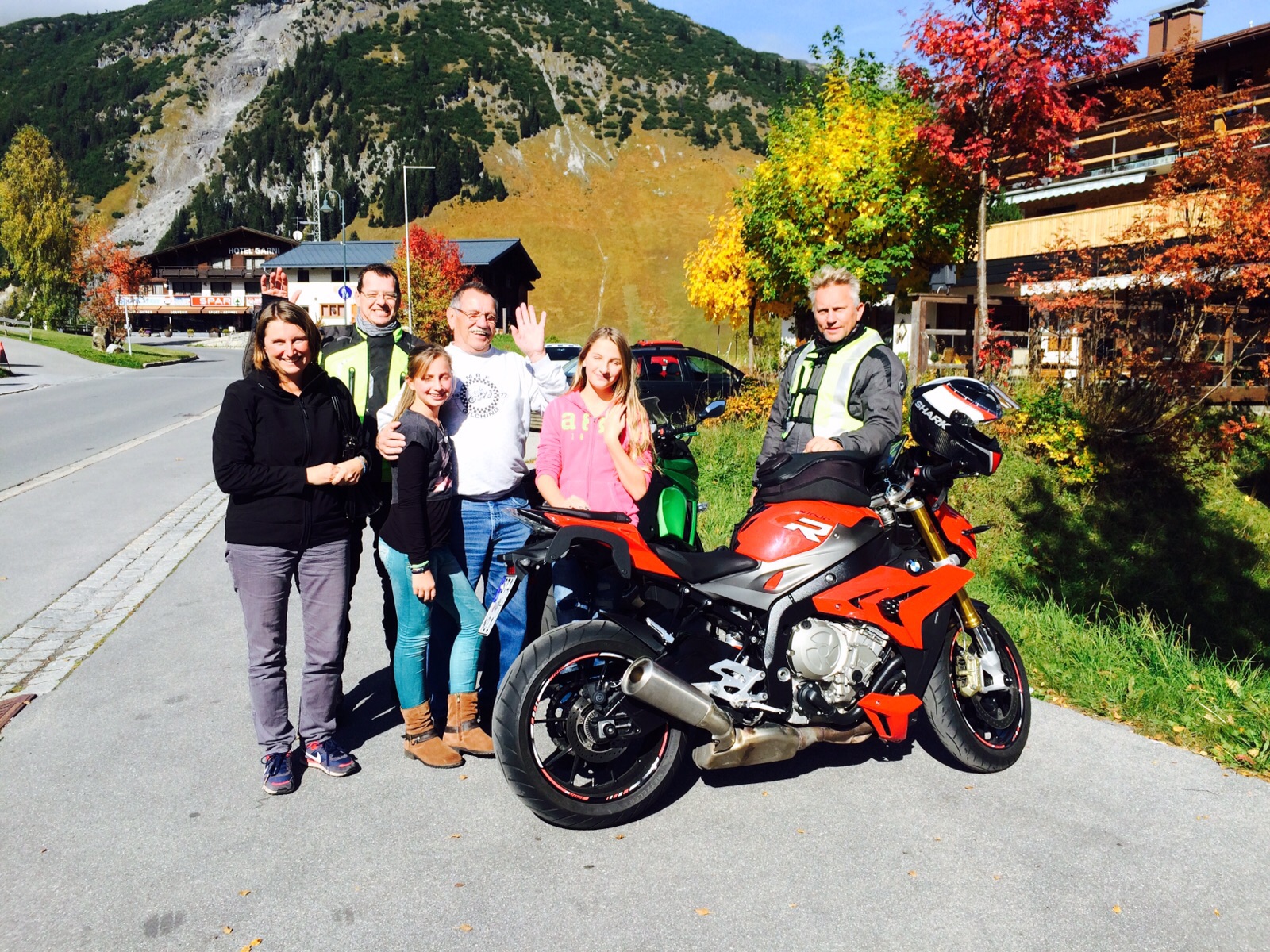 IMG-20151011-WA0006HP